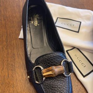 Gucci pebbled leather loafers Size 37.5
